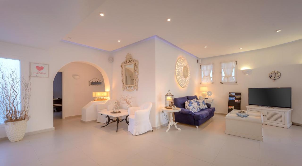 Aspalathras White Hotel Folegandros Town Exterior foto
